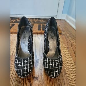 New Look Platform Heels, Black&White Squared, Size 7, Heel Height: 5.3 inches.